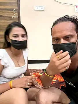 Cute-Simmi69 – webcam model profile photo Image 3