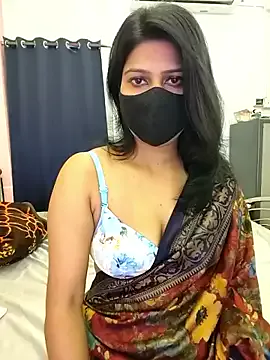 Runarunapi – webcam model profile photo Image 10