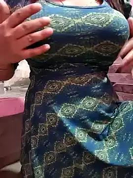 mia_dynasty – webcam model profile photo Image 18