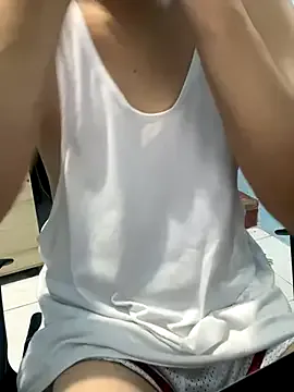 Runarunapi – webcam model profile photo Image 6