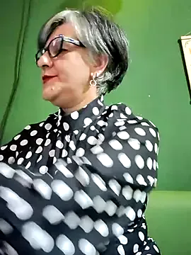 bunnyblondy – webcam model profile photo Image 17