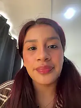 wrenlie – webcam model profile photo Image 3