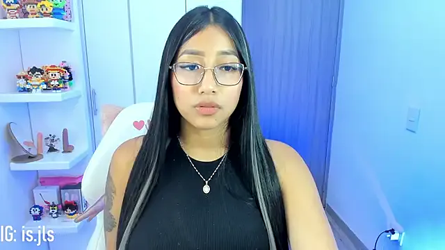 Olivia_11 – webcam model profile photo Image 7