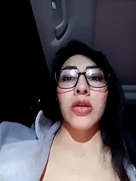 nazareth_mar24 – webcam model profile photo Image 5