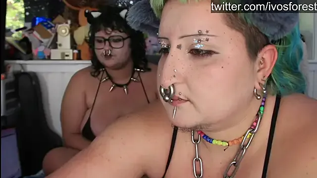 PumaShyXD – webcam model profile photo Image 5