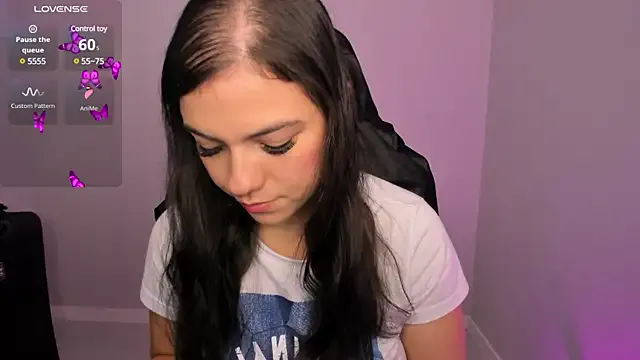 bunnyblondy – webcam model profile photo Image 3