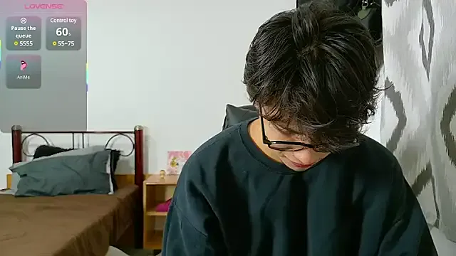 Runarunapi – webcam model profile photo Image 2