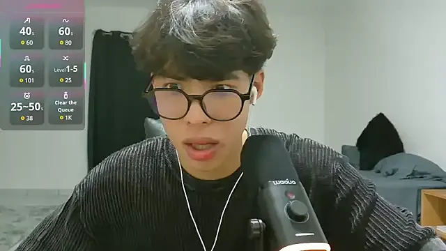 Runarunapi – webcam model profile photo Image 6