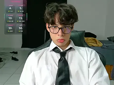 Runarunapi – webcam model profile photo Image 9