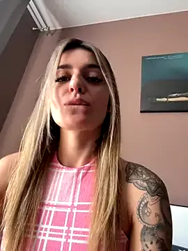 yangyang-777 – webcam model profile photo Image 16