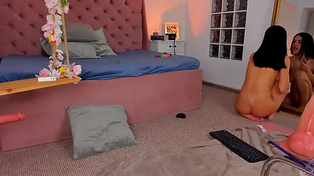 Runarunapi – webcam model profile photo Image 11