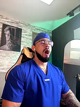 Runarunapi – webcam model profile photo Image 14