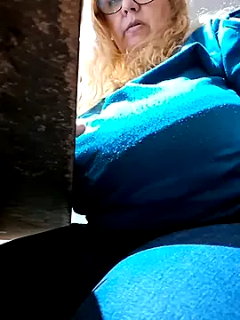 Rinamay_ – webcam model profile photo Image 10