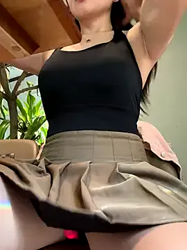 SweetBunnyGF – webcam model profile photo Image 11