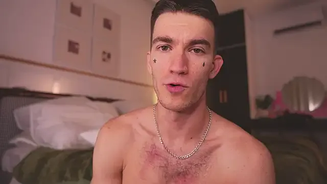 winter11 – webcam model profile photo Image 15