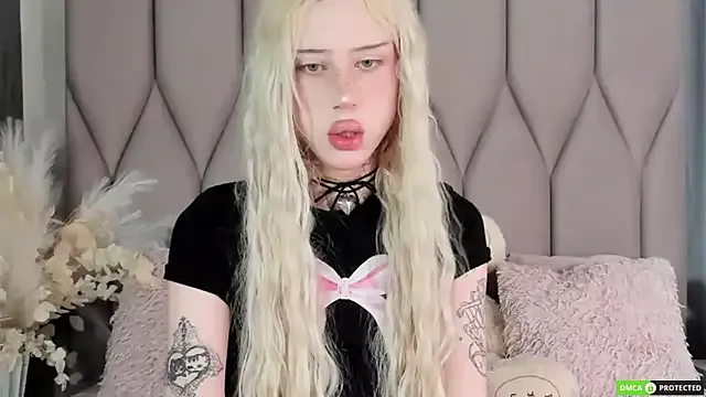 sigmasian – webcam model profile photo Image 3