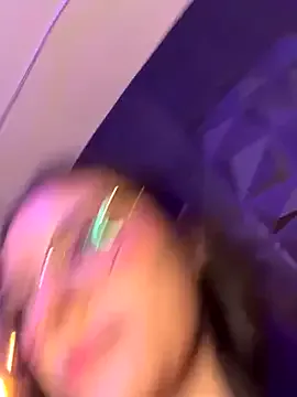 Yui-Ch – webcam model profile photo Image 3