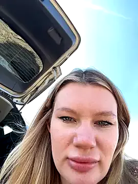 Yui-Ch – webcam model profile photo Image 13