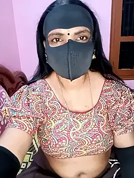 nayomi_34f – webcam model profile photo Image 5