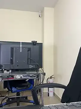 ms_dira – webcam model profile photo Image 3