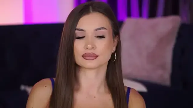 Miyo__ – webcam model profile photo Image 2