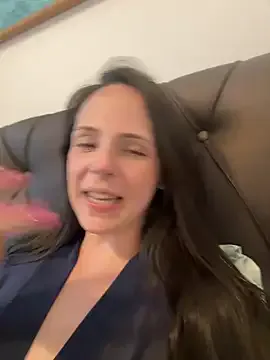 hot_wife_35 – webcam model profile photo Image 18