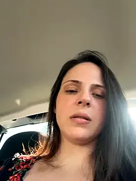 hot_wife_35 – webcam model profile photo Image 3