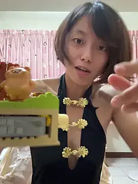 shuhana_ – webcam model profile photo Image 17