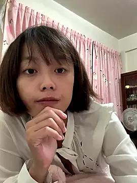 shuhana_ – webcam model profile photo Image 6