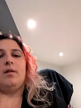 ms_dira – webcam model profile photo Image 10