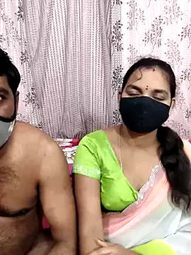 MileySummer – webcam model profile photo Image 19