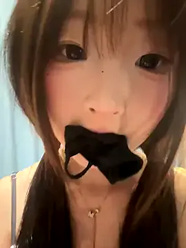 -LOCOMOCO- – webcam model profile photo Image 4