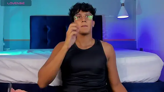 bigman32124 – webcam model profile photo Image 4