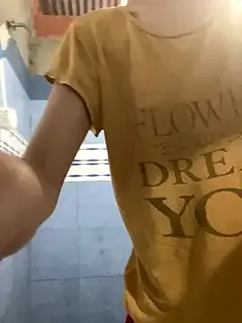 nakedbakers – webcam model profile photo Image 2