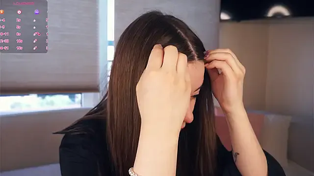 wrenlie – webcam model profile photo Image 9