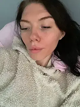 Runarunapi – webcam model profile photo Image 11