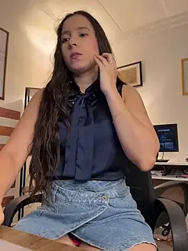 milla_bella – webcam model profile photo Image 16