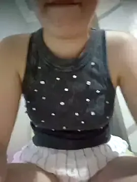 hinachuuu__D – webcam model profile photo Image 7