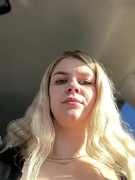 krysstal003 – webcam model profile photo Image 13