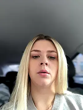 krysstal003 – webcam model profile photo Image 17