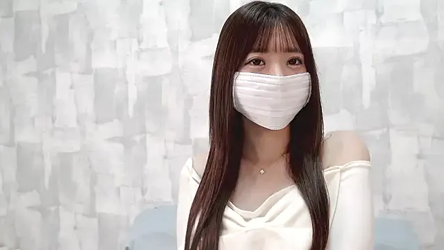 Keep_us_wild – webcam model profile photo Image 18