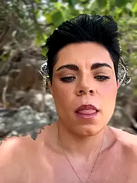 amairi_ – webcam model profile photo Image 11