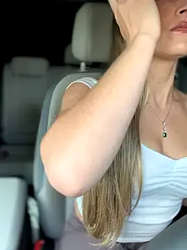 WifyHubby_38 – webcam model profile photo Image 17