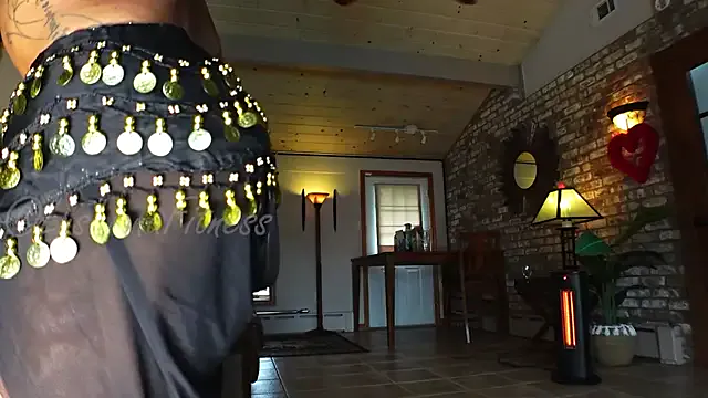 -BalanCe- – webcam model profile photo Image 4