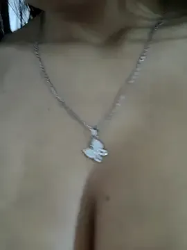 Bllowjoyy – webcam model profile photo Image 3