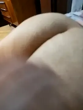 Runarunapi – webcam model profile photo Image 16