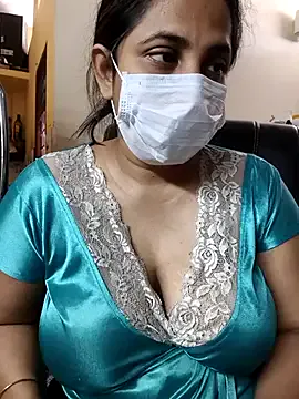 clarachanelricek – webcam model profile photo Image 14