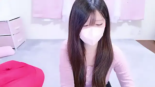 emyii – webcam model profile photo Image 15