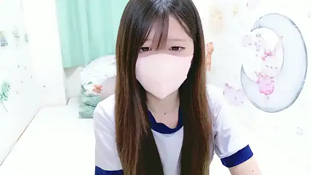 emyii – webcam model profile photo Image 17