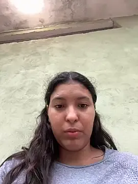 PumaShyXD – webcam model profile photo Image 5